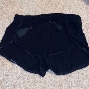 LA HEARTS BLACK SHORTS